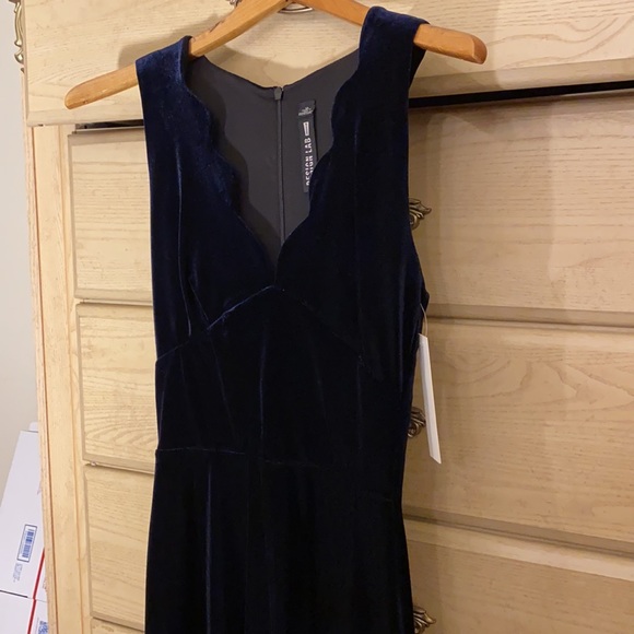 NWT Lord and Taylor Design Lab blue velvet winter party dress - Picture 3 of 8